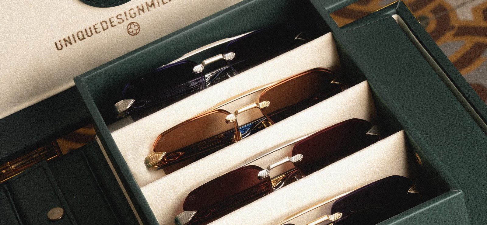 Luce by UNIQUEDESIGNMILANO - the bright inside the couvette